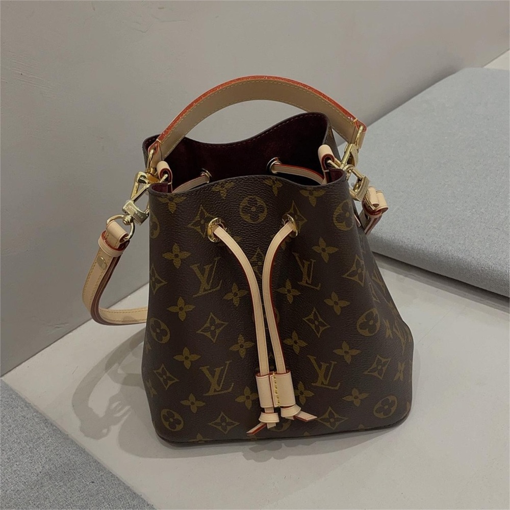 Louis Vuitton Monogram NeoNoe BB Bag